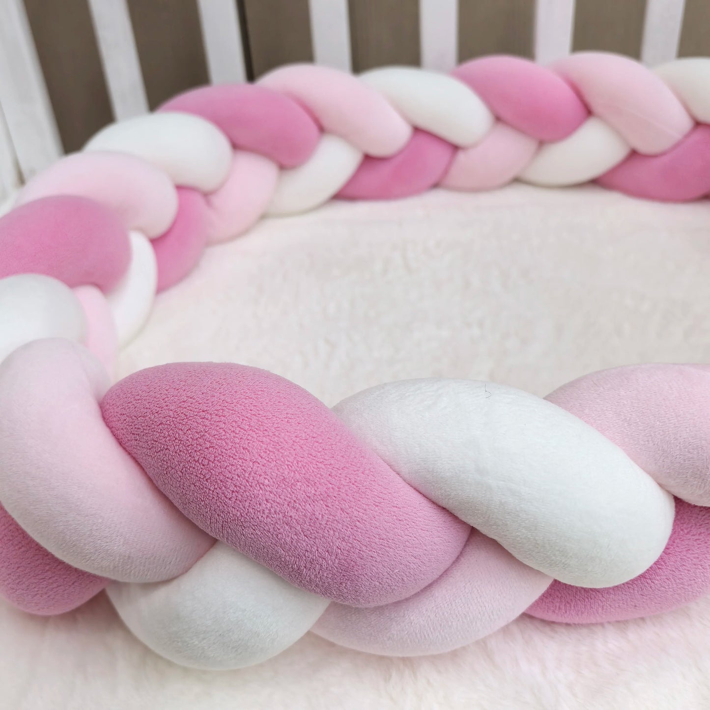BABY BRAIDED KNOT CRIB  BUMPER