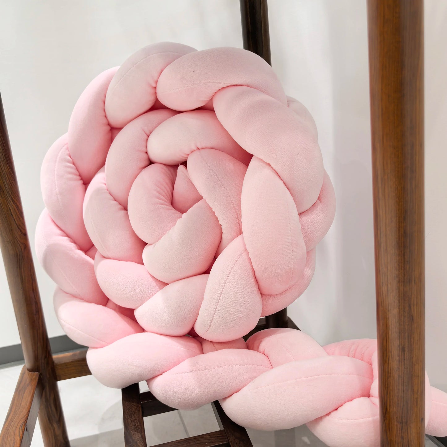 BABY BRAIDED KNOT CRIB  BUMPER