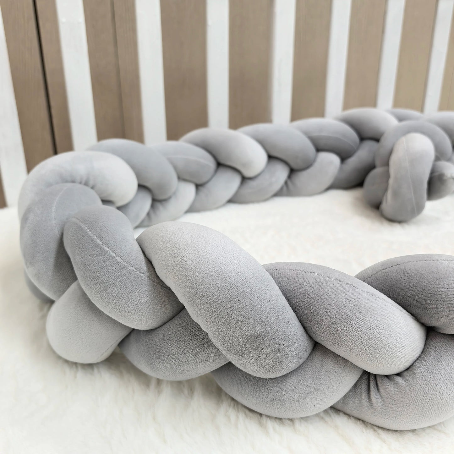 BABY BRAIDED KNOT CRIB  BUMPER