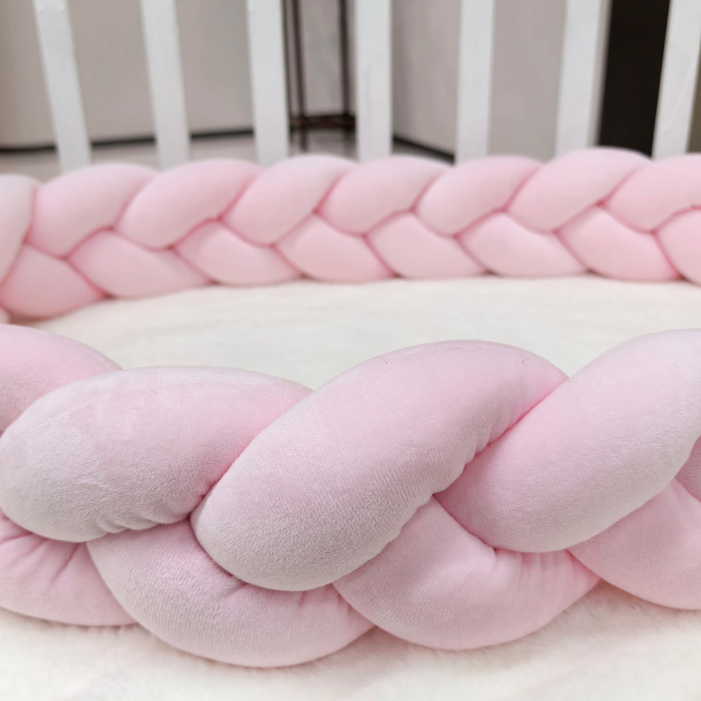 BABY BRAIDED KNOT CRIB  BUMPER