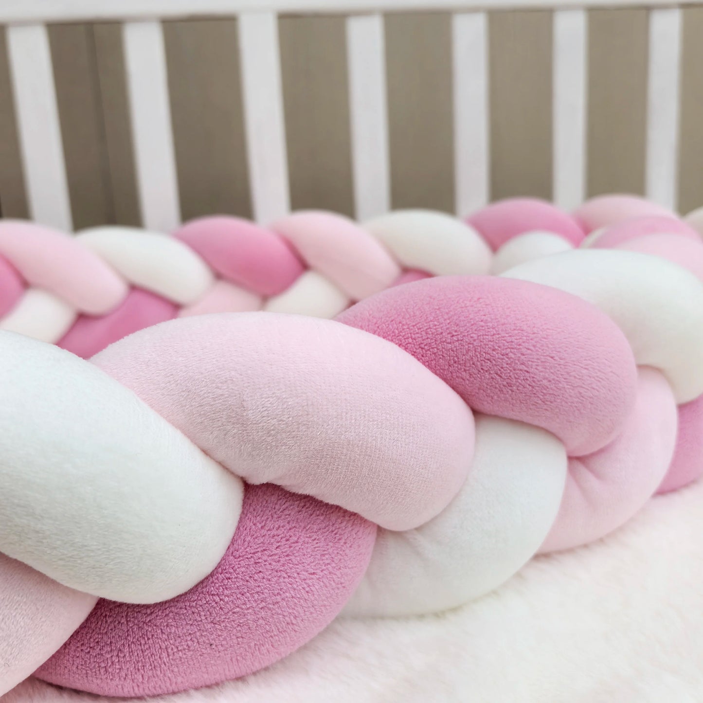 BABY BRAIDED KNOT CRIB  BUMPER